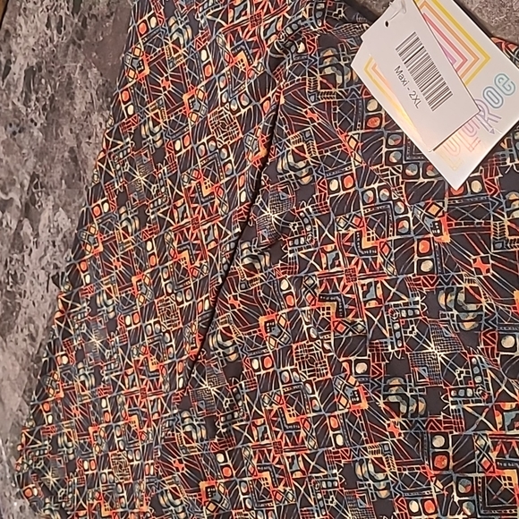 New with tags! LuLaRoe Womens 2XL Maxi stretchy skirt comfy colorful abstract - Picture 6 of 6